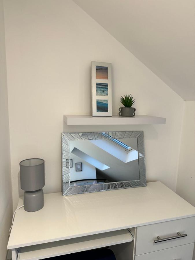 Lovely Town House Room 5 Coventry Exterior photo