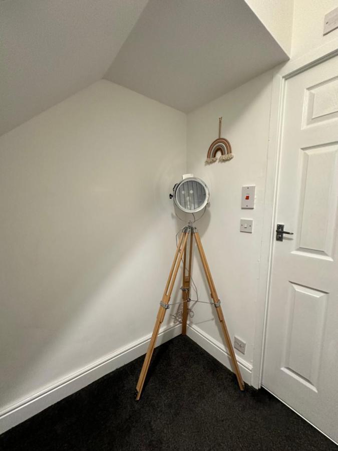 Lovely Town House Room 5 Coventry Exterior photo