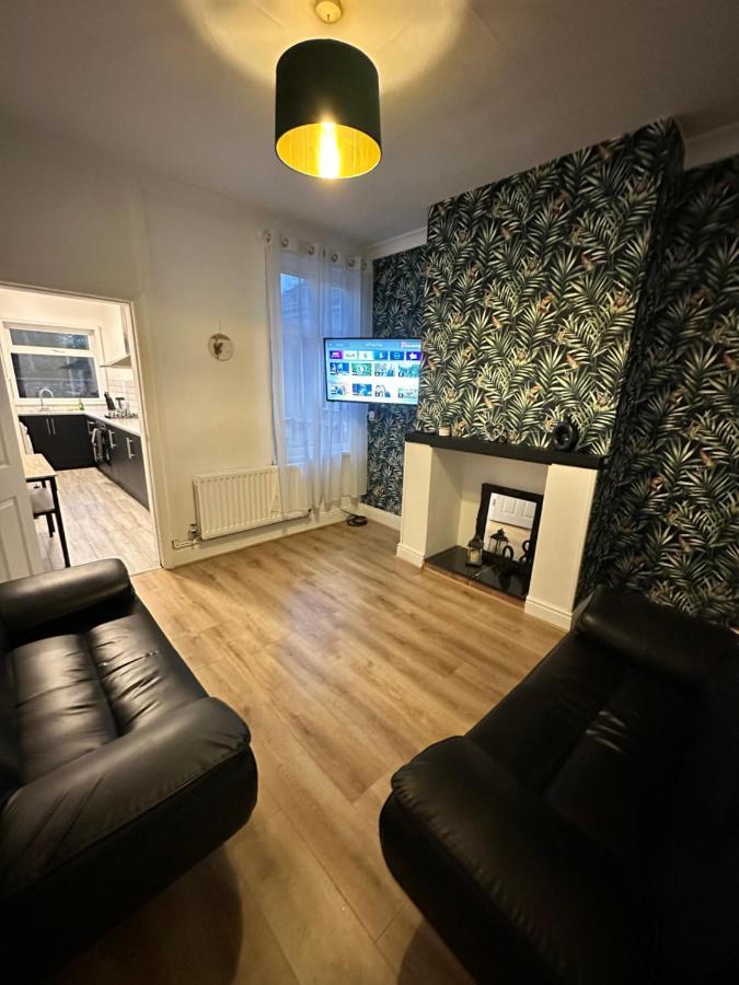Lovely Town House Room 5 Coventry Exterior photo